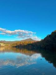 �摜(180x240)�E�g��摜(480x640)